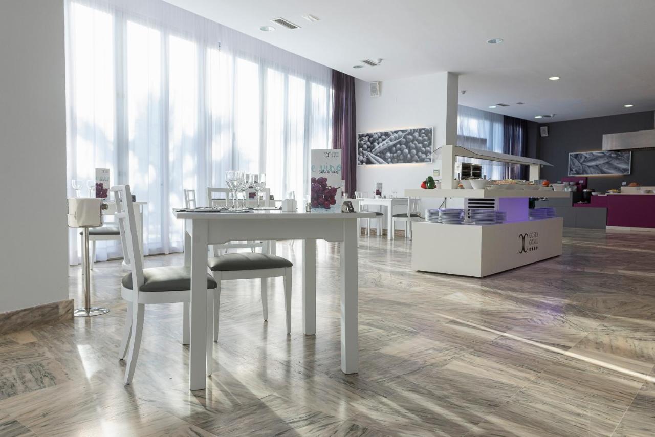 Hotel Costa Conil By Fuerte Group Conil De La Frontera Ngoại thất bức ảnh